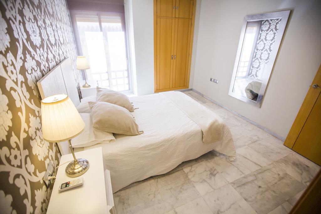 Ab Apartamentos Reding Malaga Ngoại thất bức ảnh
