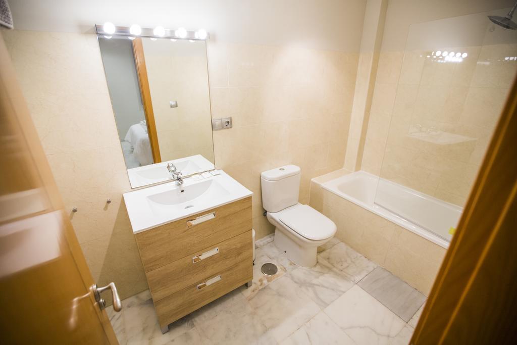 Ab Apartamentos Reding Malaga Ngoại thất bức ảnh