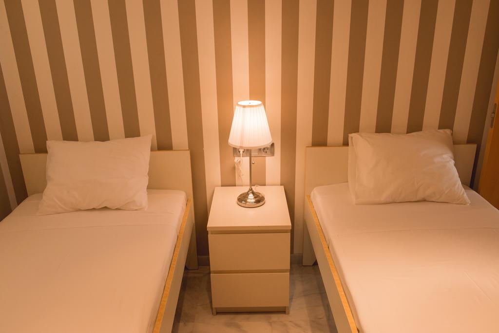 Ab Apartamentos Reding Malaga Phòng bức ảnh