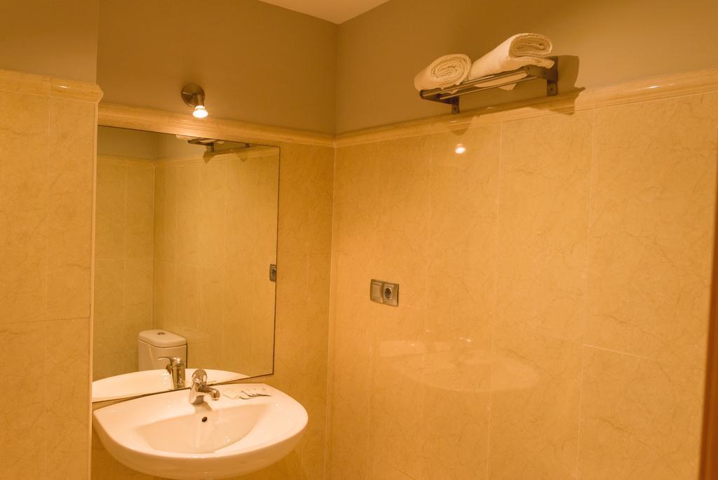 Ab Apartamentos Reding Malaga Ngoại thất bức ảnh